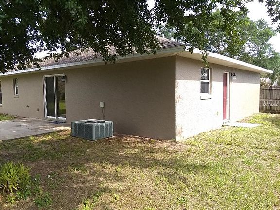 4th image of 1213 Greenway Ave