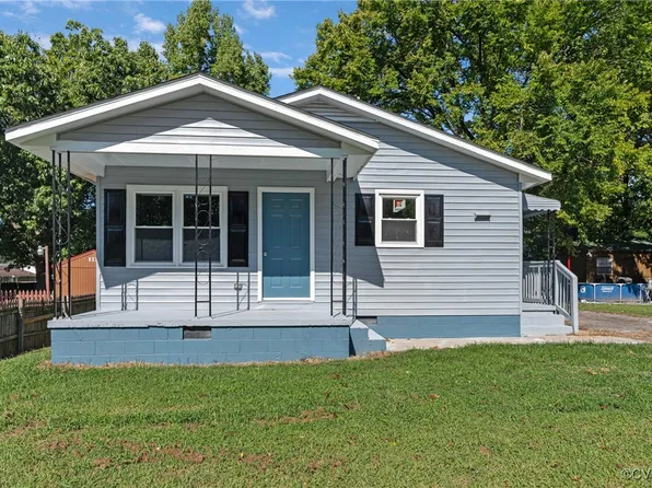 707 Parham St, Emporia, VA 23847