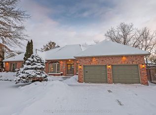 31 Woods Edge Close, London, ON N6K4K8