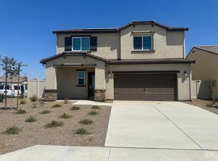 7920 Grapefruit Dr, Bakersfield, CA 93313