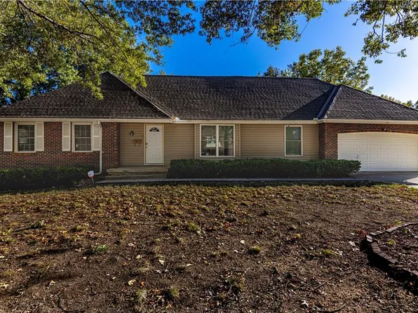 8625 E 89th St, Kansas City, MO 64138