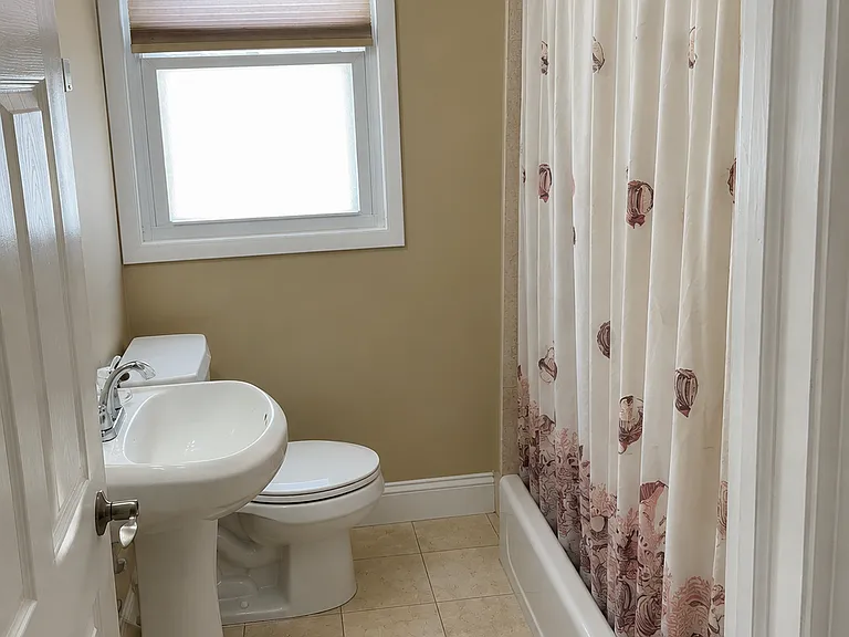 14-20 George St — Photo 16