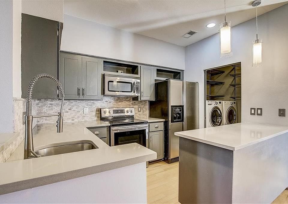 1st image of 1307 Kinney Ave APT 162