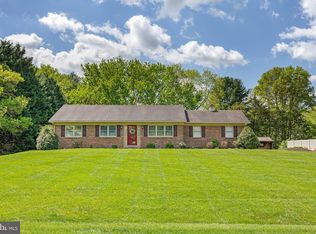 83 Canzonet Dr, Newark, DE 19702