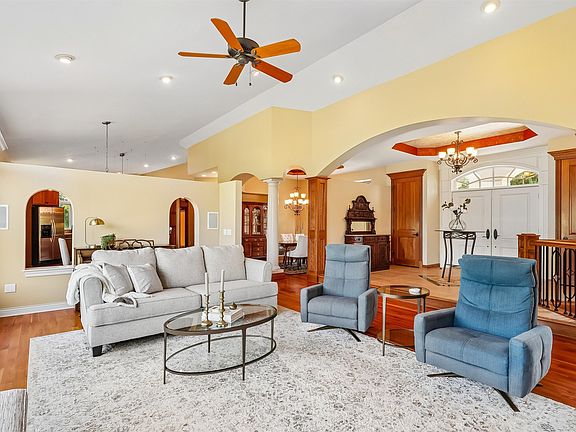 4th image of 25173 Pin Oak Dr