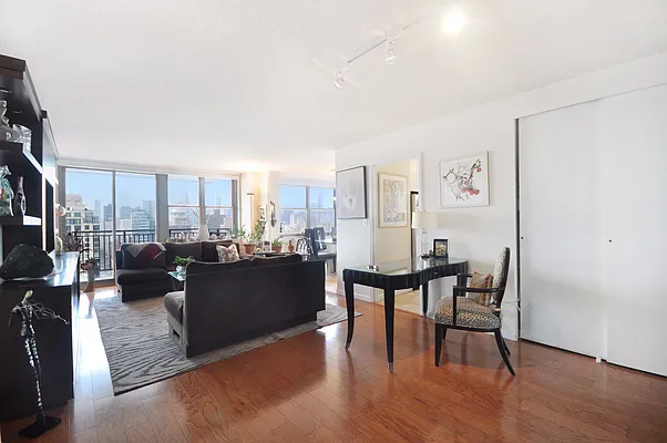 Rented by Keller Williams NYC | media 33