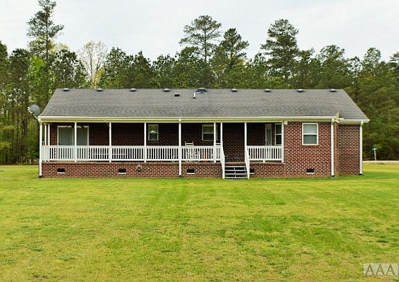 3rd image of 137 White Oak Dr
