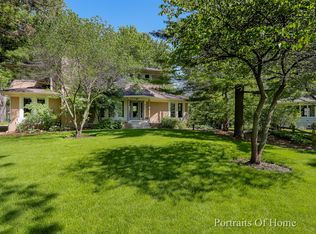 3S651 Behrs Circle Dr E, Warrenville, IL 60555