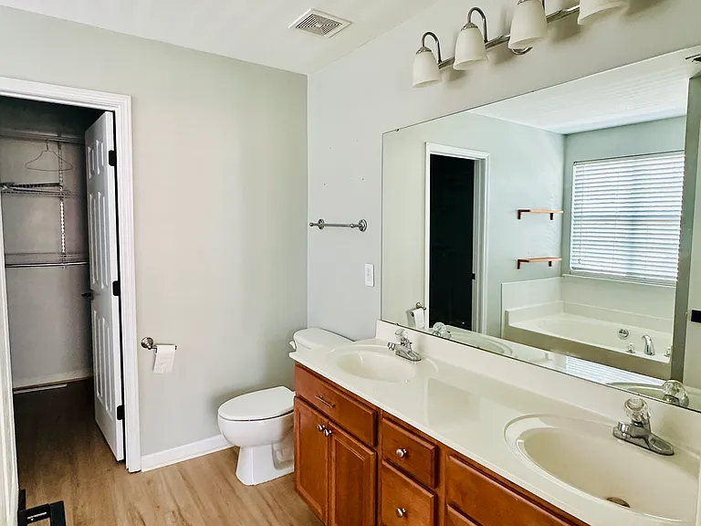 9902 Layla Ave — Photo 11