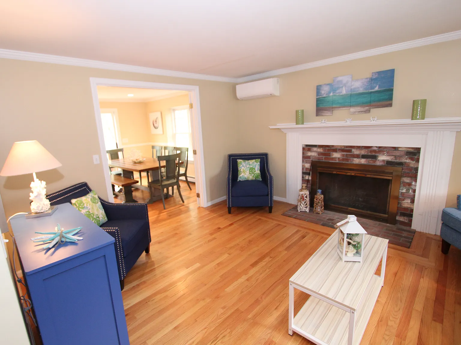 3 bed, 2.5 bath, 2074 sqft, $2,800 — Photo 3