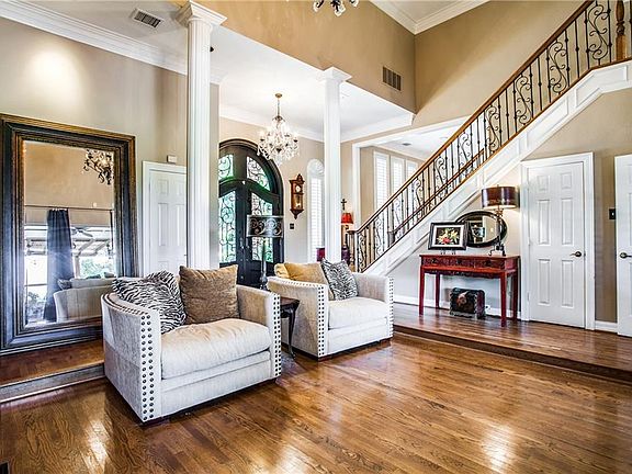 5th image of 2721 Oak Point Dr