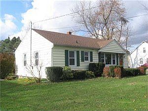 2nd image of 3410 Bowen Rd