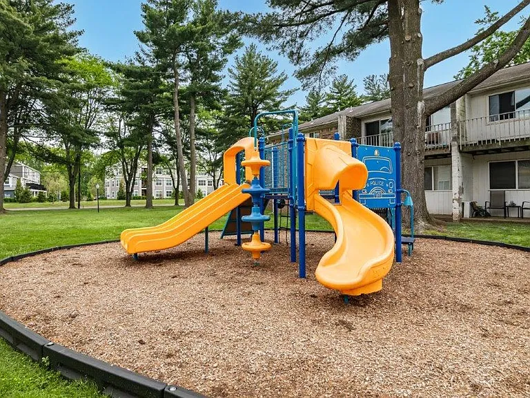 Tanglewood Terrace Apartment Homes — Photo 15