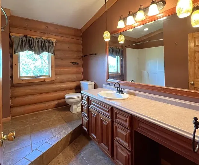 Upstairs bathroom