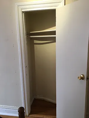 Rented by Lang Realty LLC | media 8