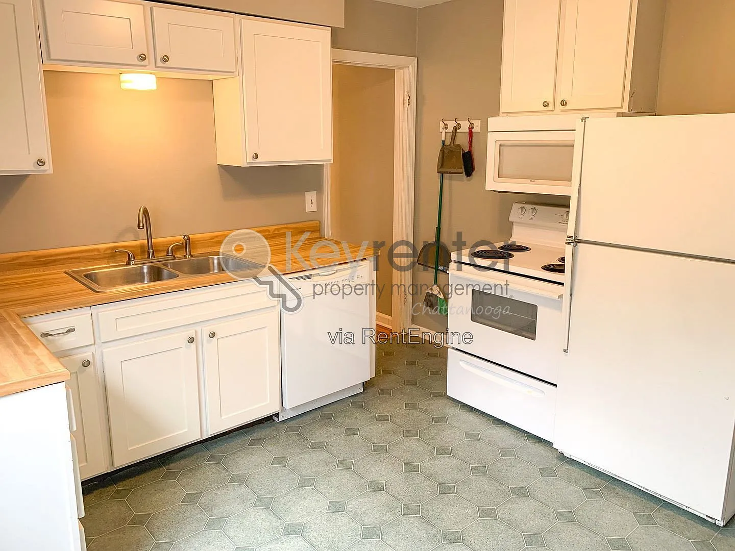 2 bed, 1.0 bath, 1031 sqft, $1,600 — Photo 4