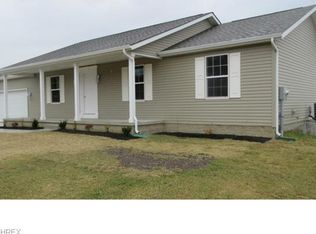 828 Melissa St NE, Bolivar, OH
