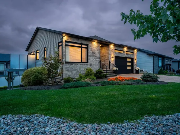 111 Theresa McNeil Grv, Halifax, NS B3M 0K3