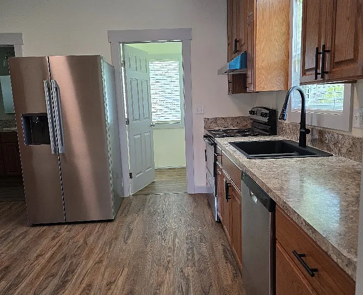 449 SW Elmwood Ave — Photo 21