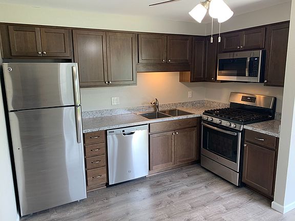 2nd image of 4173 & 4175 Campbell Dr SE #4175