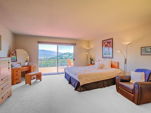 Master bdr 21'X16' w/Views