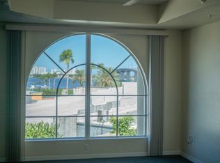 128 S Beach St APT 206, Daytona Beach, FL 32114