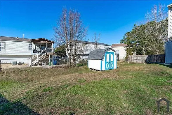 8228 Wynewood Ct — Photo 2
