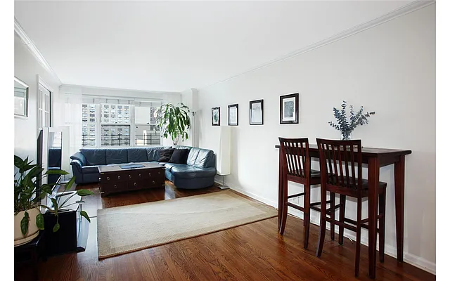 Sold by Douglas Elliman | media 25