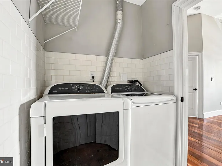 738 S 11th St #3F — Photo 14