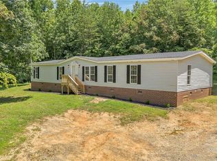 151 Moravian Creek Dr, Moravian Falls, NC 28654