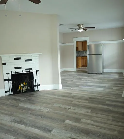 809 Adams St — Photo 16