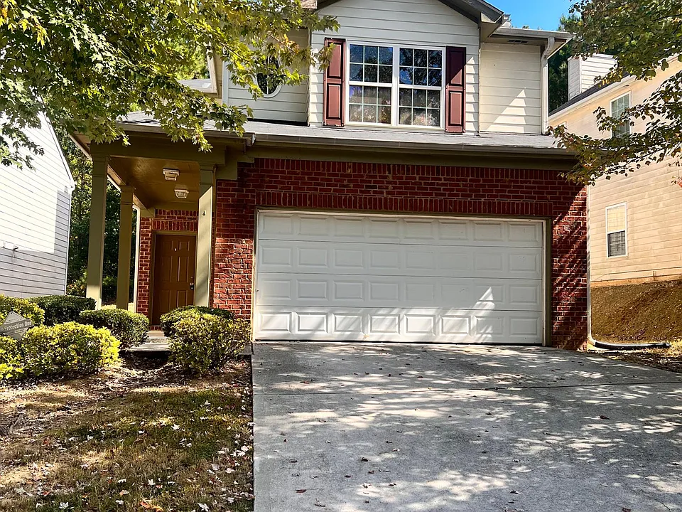 4456 Ravenwood Dr