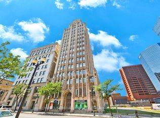 36 James St S #505, Hamilton, ON L8P4W4