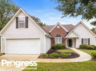 465 Aristocrat Dr, Loganville, GA 30052