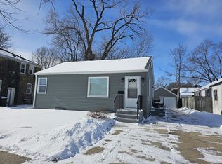 2216 Hecker Ave, Rockford, IL 61103