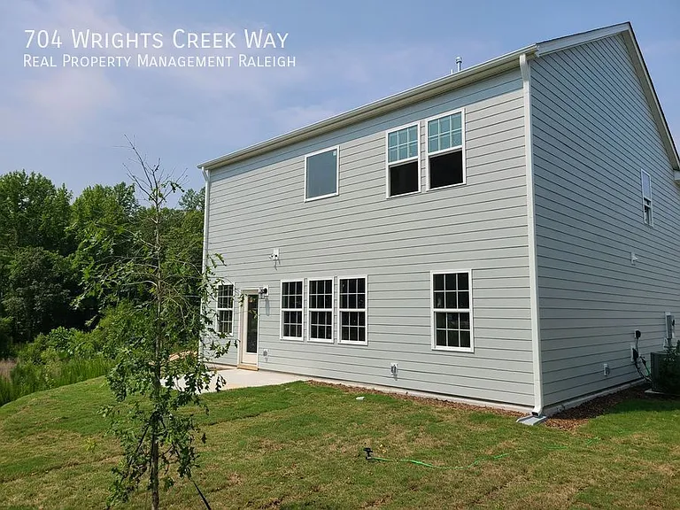 704 Wrights Creek Way — Photo 15