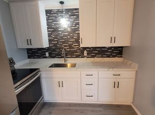 34825 Seavey Loop Rd, Eugene, OR 97405