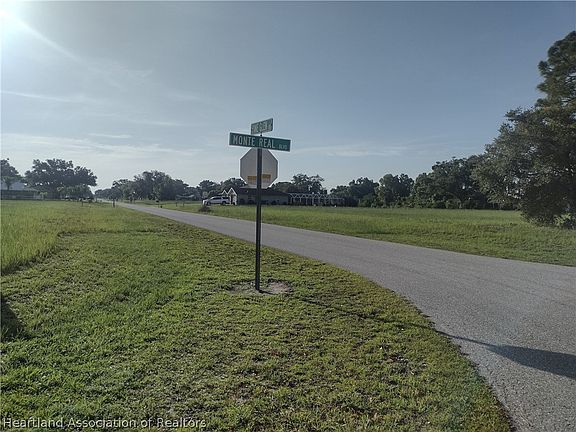 5th image of 8509 Pine Glen Rd