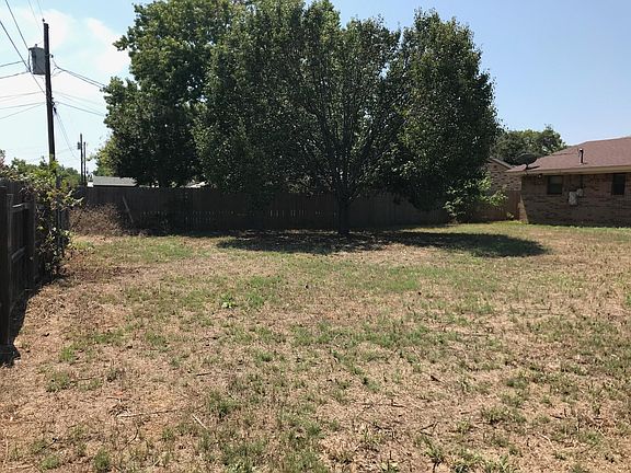 5th image of 1415 Inglewood Dr
