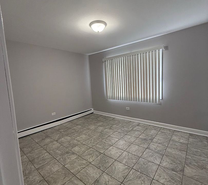 1st image of 3542 147th St APT 6