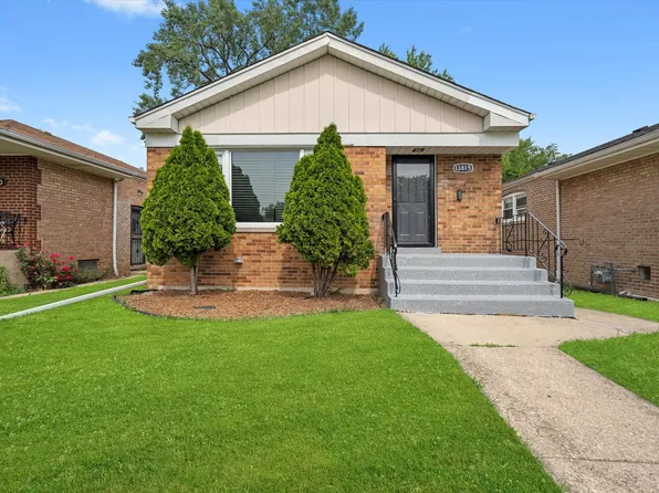 13815 S Tracy Ave, Riverdale, IL 60827