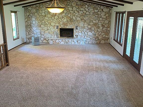 Upstairs living room 