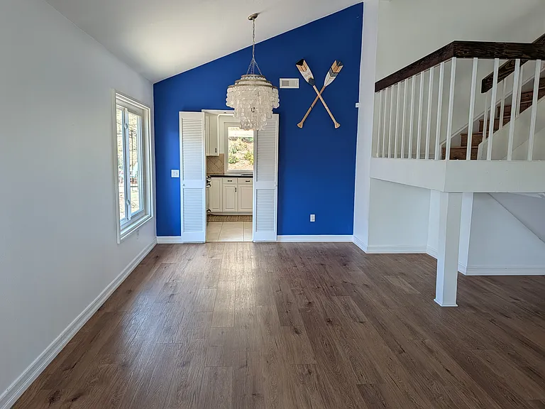 14686 Wye St — Photo 5