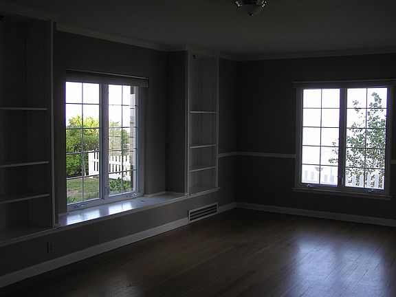 Living Room Bookcases and Window Seat