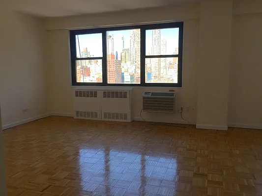 Rented by Keller Williams NYC | media 4