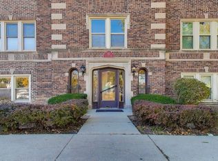 46 6th Ave APT Gj, La Grange, IL