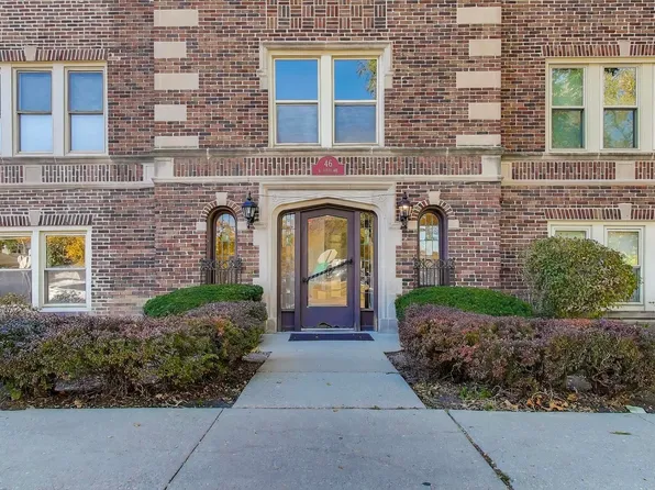 46 6th Ave APT Gj, La Grange, IL 60525