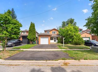 4 Summertime Ct, Brampton, ON L6Z 2B4