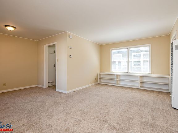 3rd image of 591 N 2nd St #46