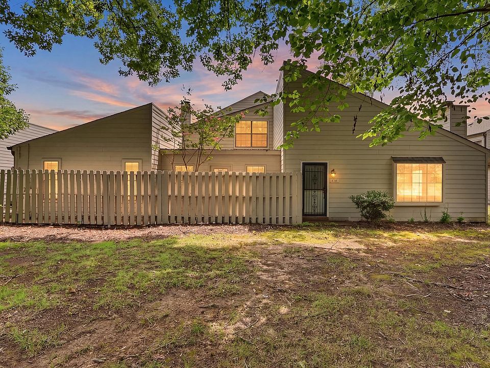 1st image of 8117 Mistywood Ln #9